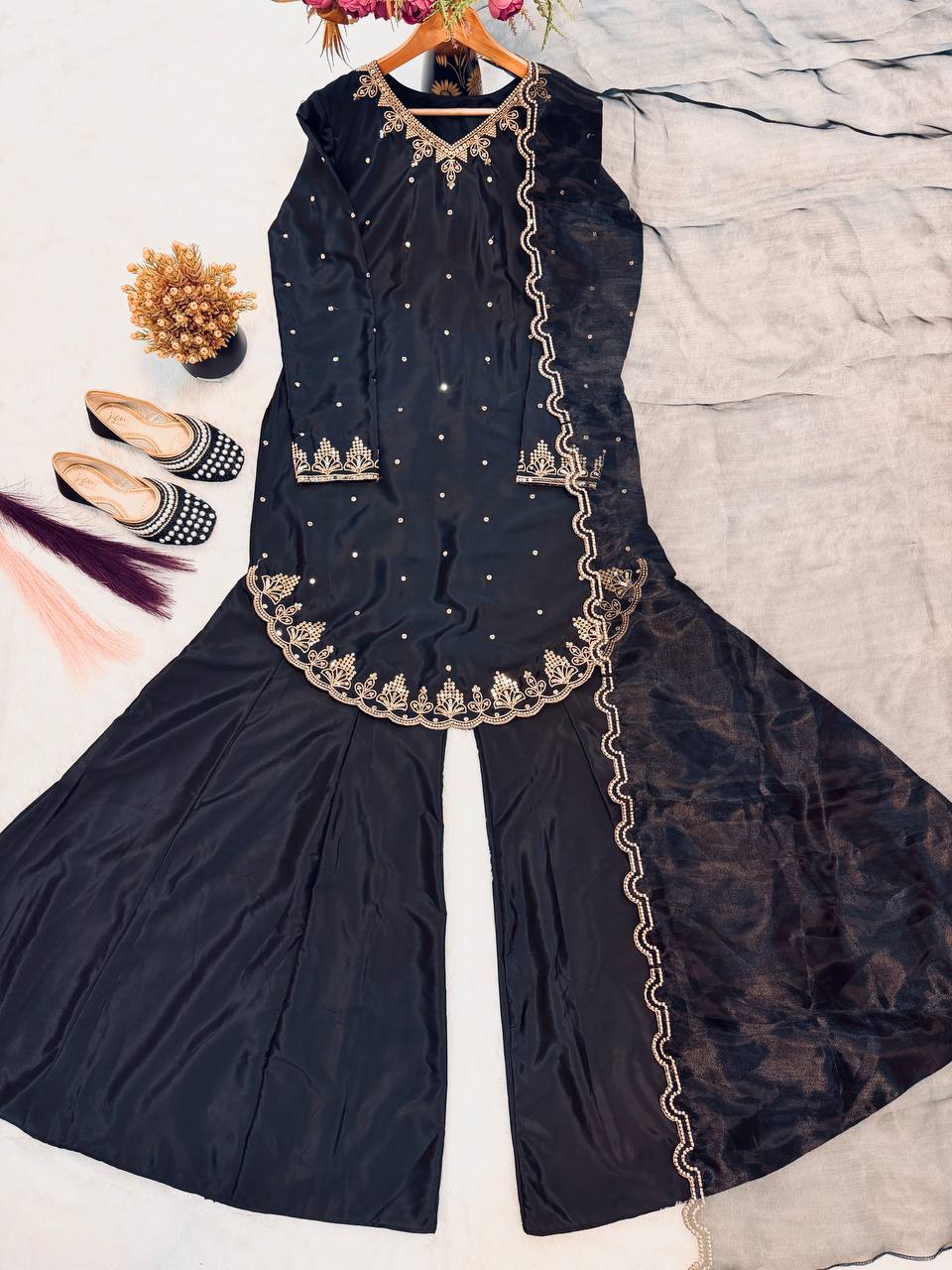 Luxe Onyx Tie-Back Festive Ensemble